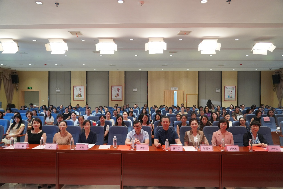 湖南省健康管理学会医养照护与管理专业委员会2025学术年会暨第三期医养照护师资培训班闪耀郴州